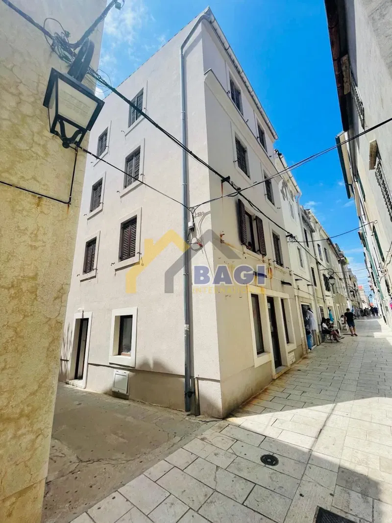 Flat/apartment Pag, 188m2 – 2
