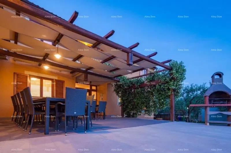 A beautiful villa with a pool in Banjole is for sale – 3