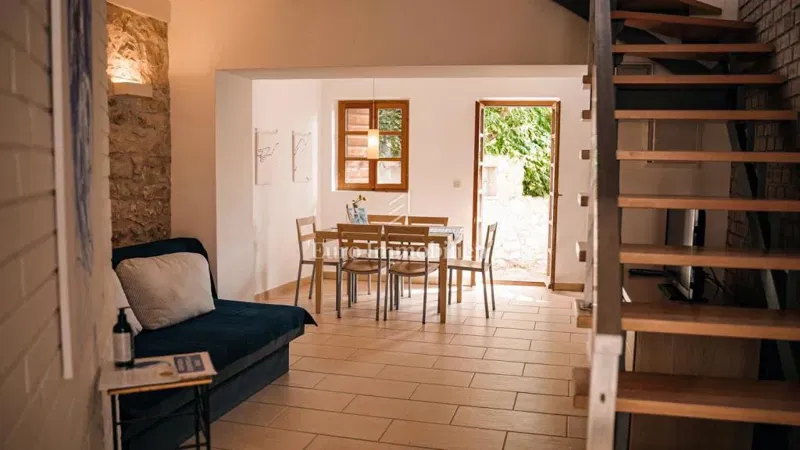 Spacious house on the island of Susak – 3