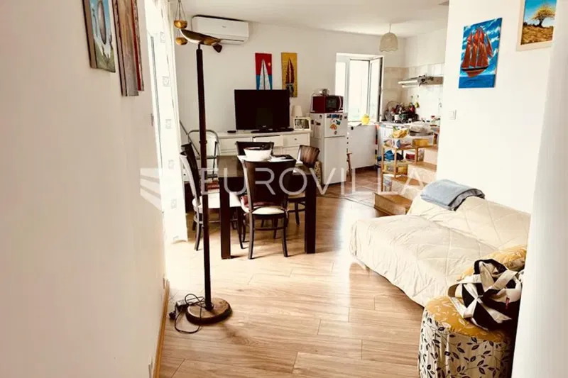 Istria, Brtonigla, Two-room apartment in the center of Brtonigla with a sea view – 3