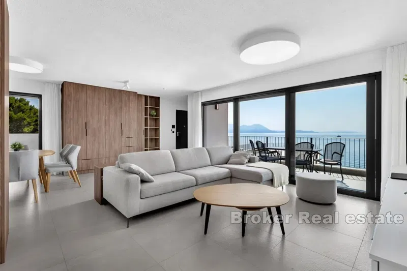 Luxury apartment in the first row to the sea – 3