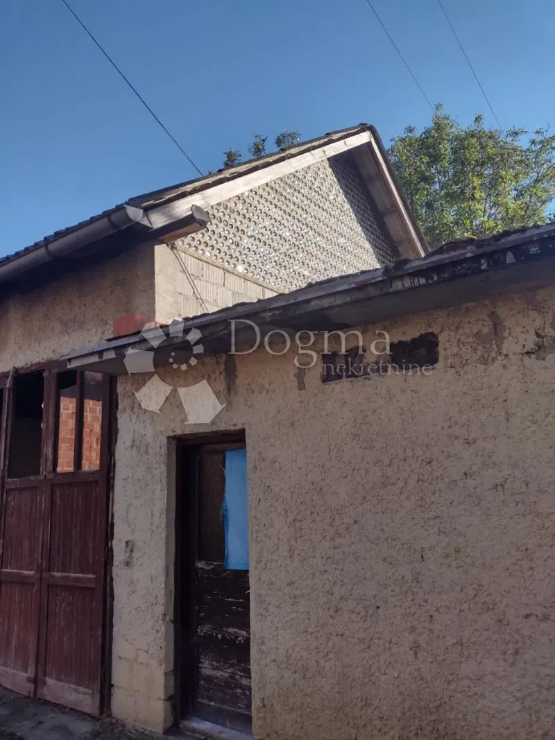 Dom Pješčanica, Gvozd, 260m2 – 2