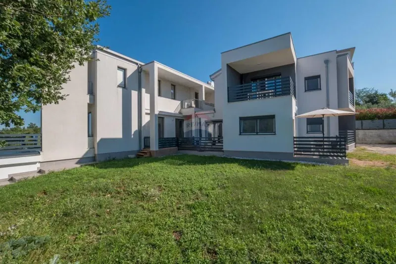 House Mihatovići, Poreč, 560m2 – 2