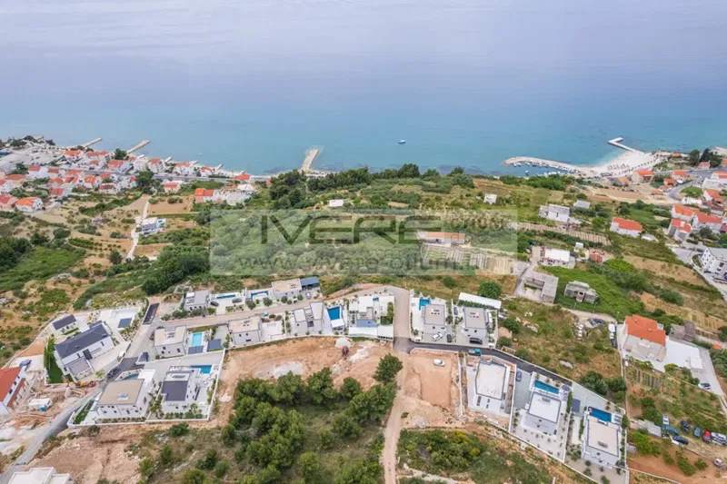 Class, style and marvelous 180° panoramic view – 2