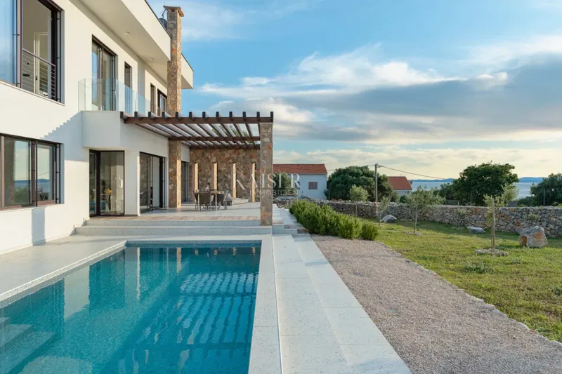 Exclusive villa on the island of Pag, Lun – privacy, Mediterranean tranquillity and sea view – 2