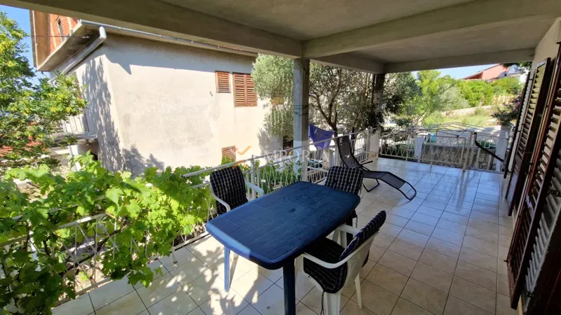 Apartment mit vier Schlafzimmern zum Verkauf in Maslenica