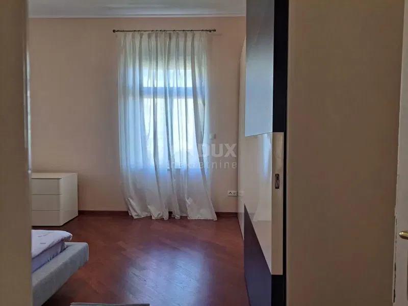 ОПАТИЯ - Роскошная квартира в центре 180 м2 с 4 парковочными местами – 2