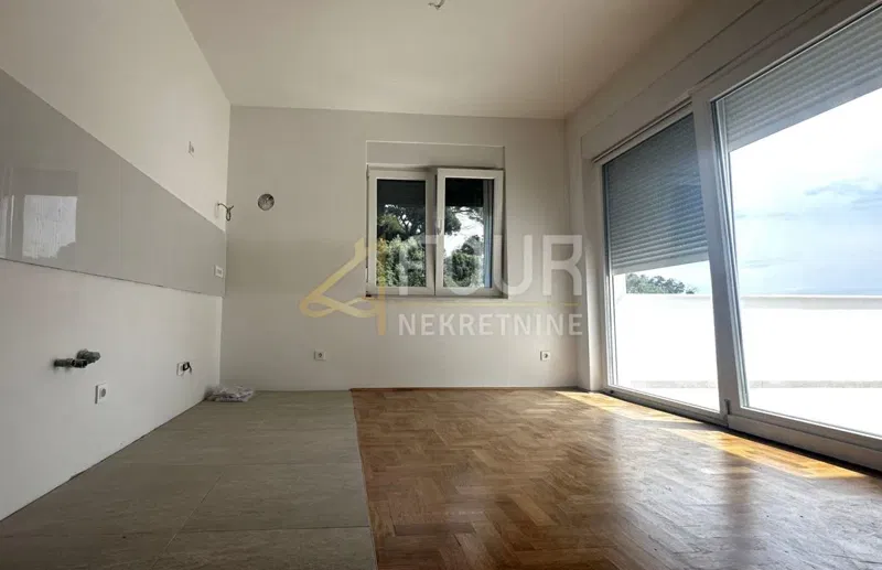 House Kampor, Rab, 230m2 – 2