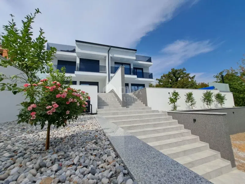 OPATIJA, LOVRAN - luxury villa with two apartments, two swimming pools and sea view – 2