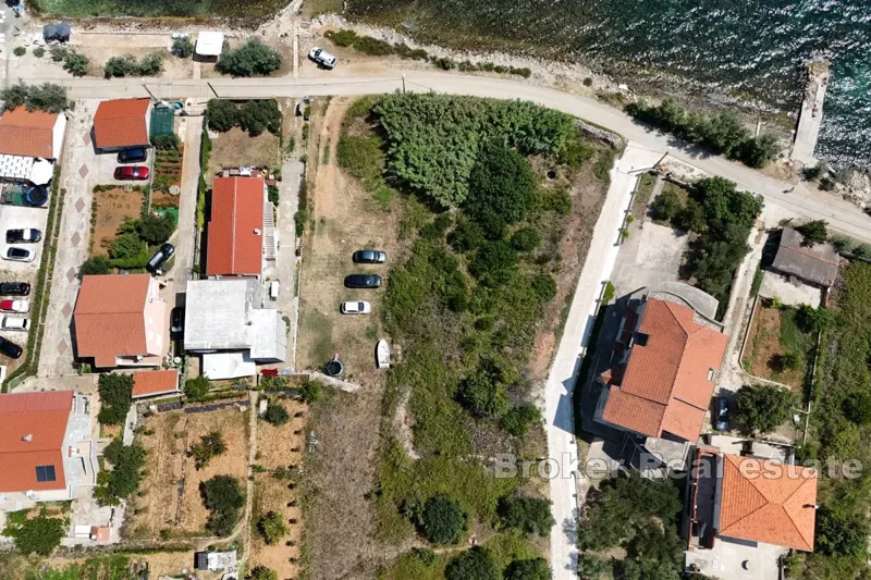 Terreno edificabile in prima fila al mare – 2