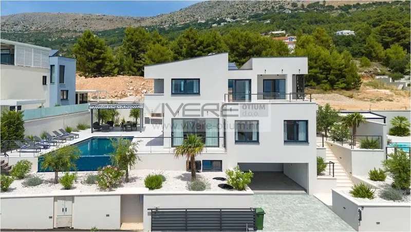 Stunning contemporary sea view villa – 3