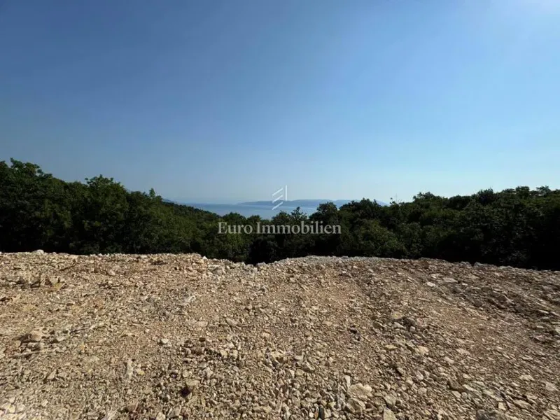 Building plot with sea view – 2