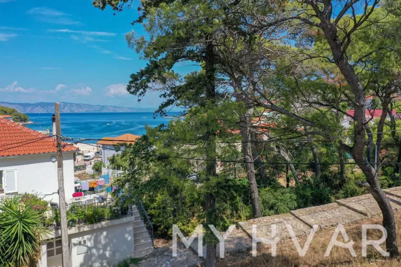 Building Plot in the Center with a Sea View – 2