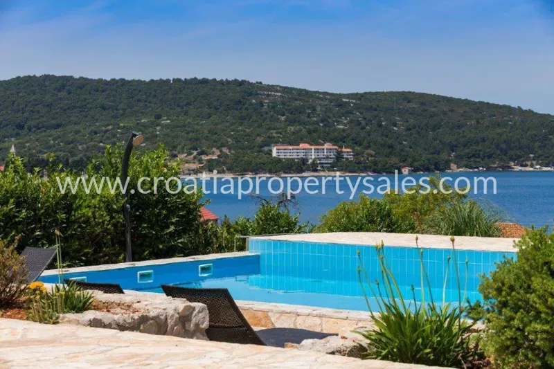 Vis, villa for sale, 1.670.000 € – 3