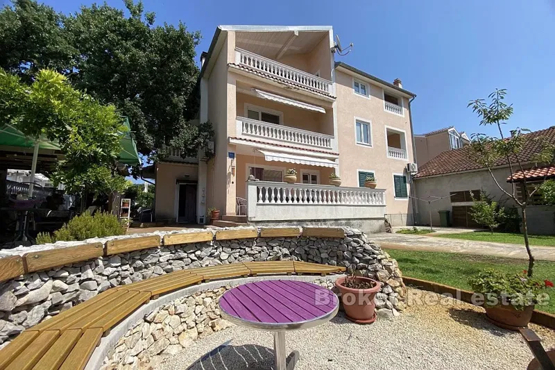 Casa con ristorante – 2