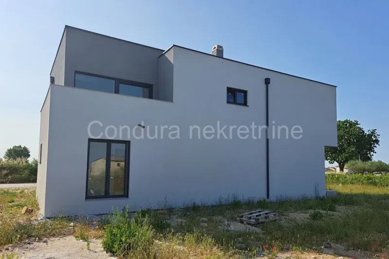 Casa Vrsi – 2