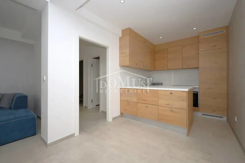 Vodice, near the center, completely renovated and furnished 2-room apartment 69.82m2 – 2