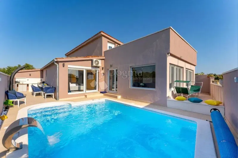 Casa Peroj, Vodnjan, 240m2 – 2