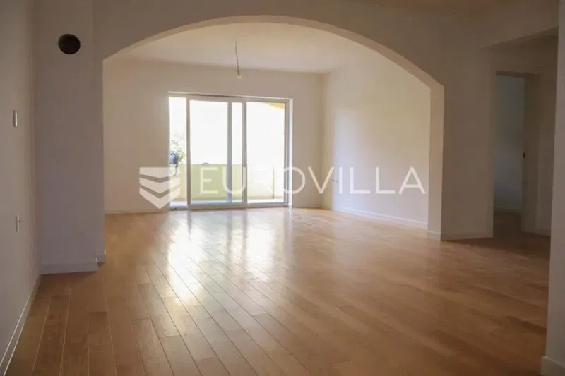 Zadar, Novi Bokanjac - Two-story apartment of 140 m2 with a beautiful garden of 95 m2 – 3
