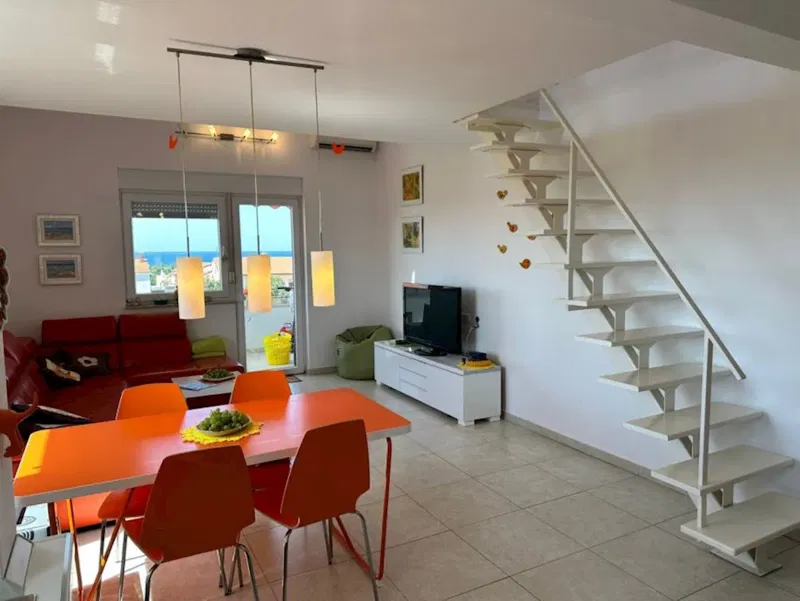 Casa Peroj – 2