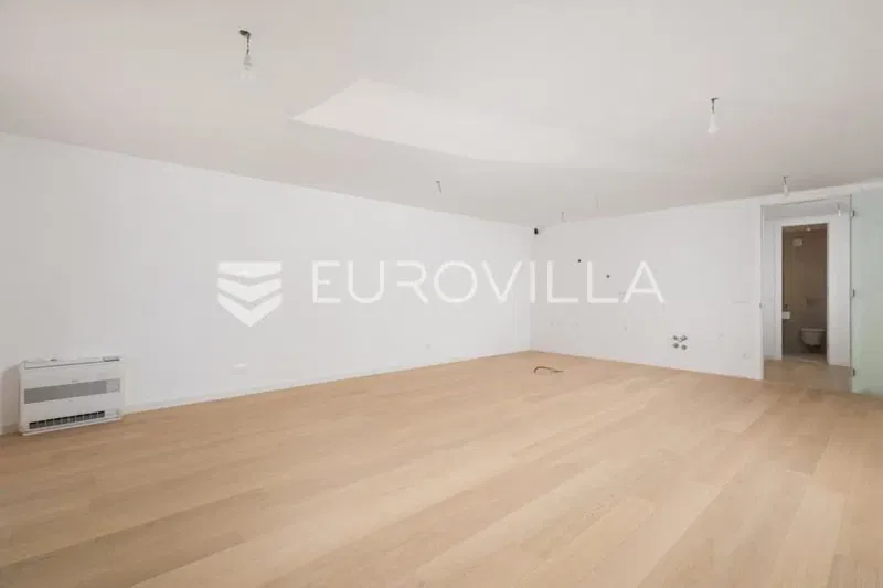 Opatija, center, attractive three-bedroom apartment in a new building with sea view, 105 m² – 2