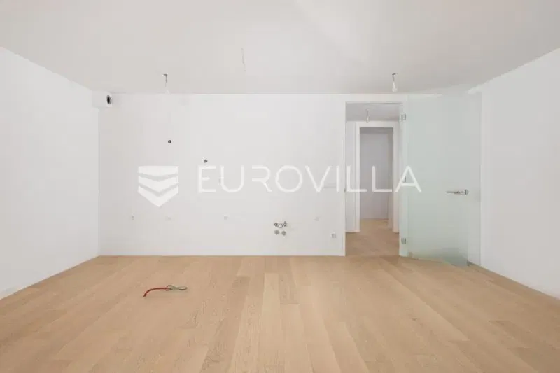 Opatija, center, attractive three-bedroom apartment in a new building with sea view, 105 m² – 3