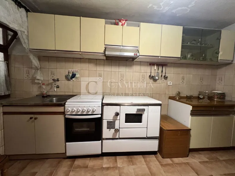 Istra Buzet okolica kamena kuća sa okućnicom! – 3