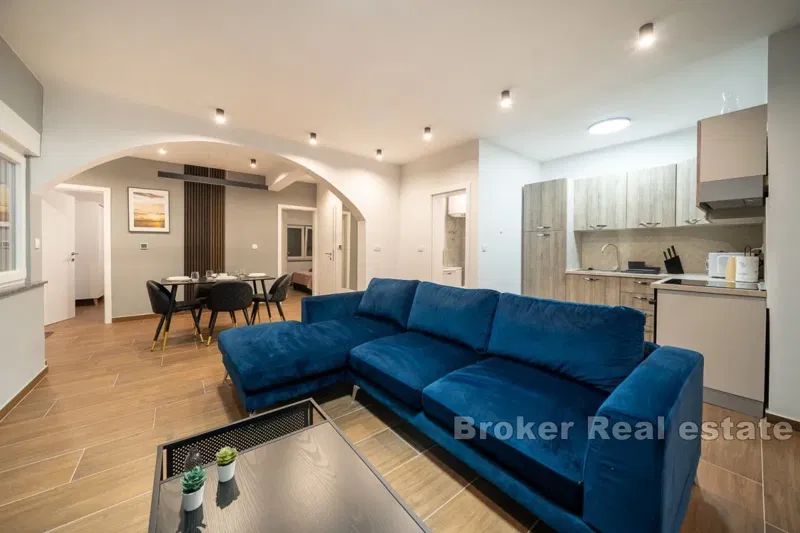 Modern villa with six apartment units – 3