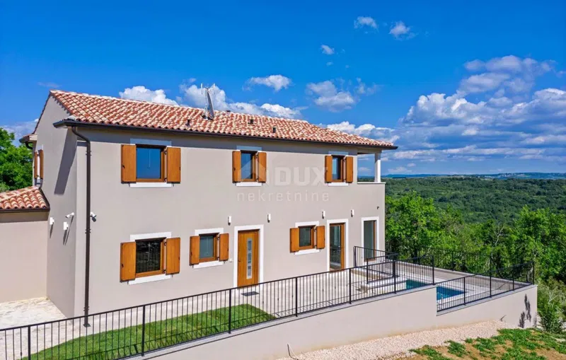 Istria, Buje, dom, 158,17 m2 – 2
