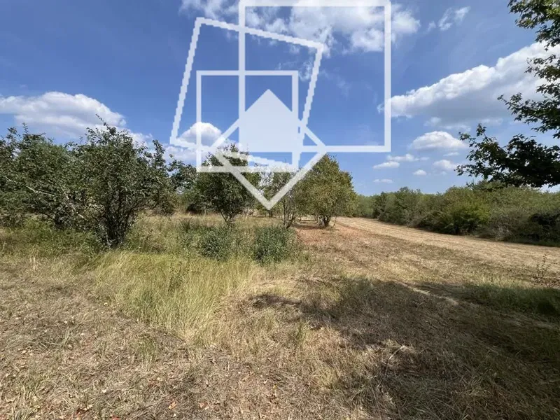 Grožnjan, surroundings, multiple building plots, approx. 1,000 m² each – 3