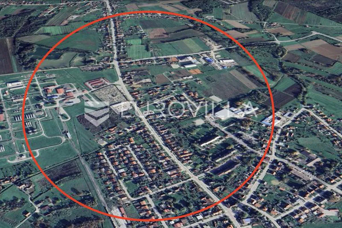 Ivanić Grad, poslovno stambeni objekt 300 m²