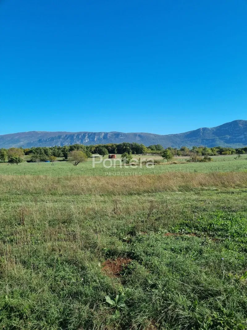 Земля Kršan, 1.000m2 – 2