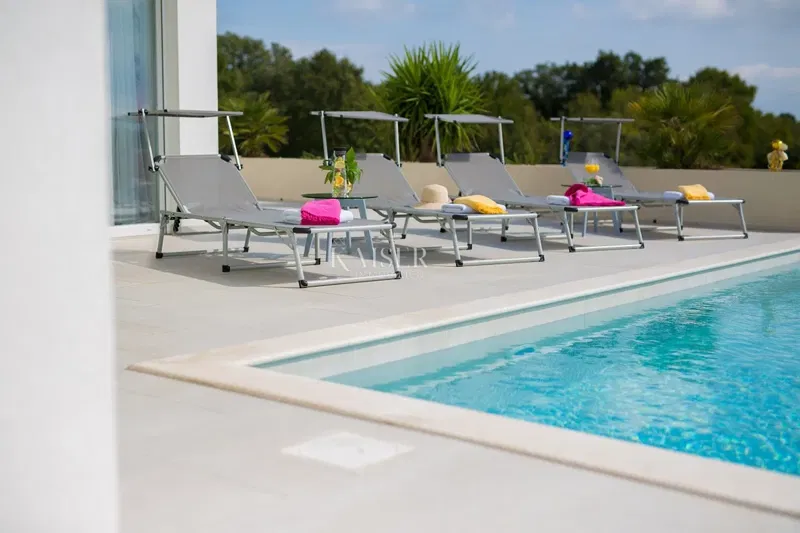 Dintorni di Krka - villa 410m2 con piscina e vista mare – 3