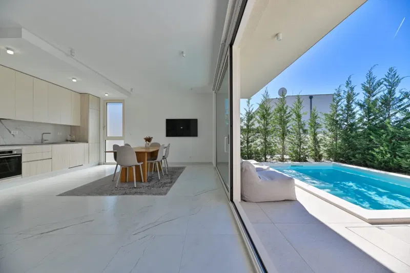 Luxury villa with sea view – 2