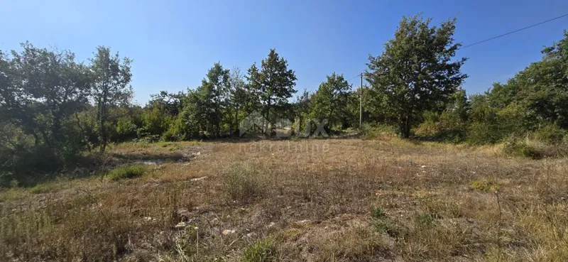 ISTRIA, SVETVINČENAT - Building plot for the construction of two houses, on the edge of the construction zone – 2