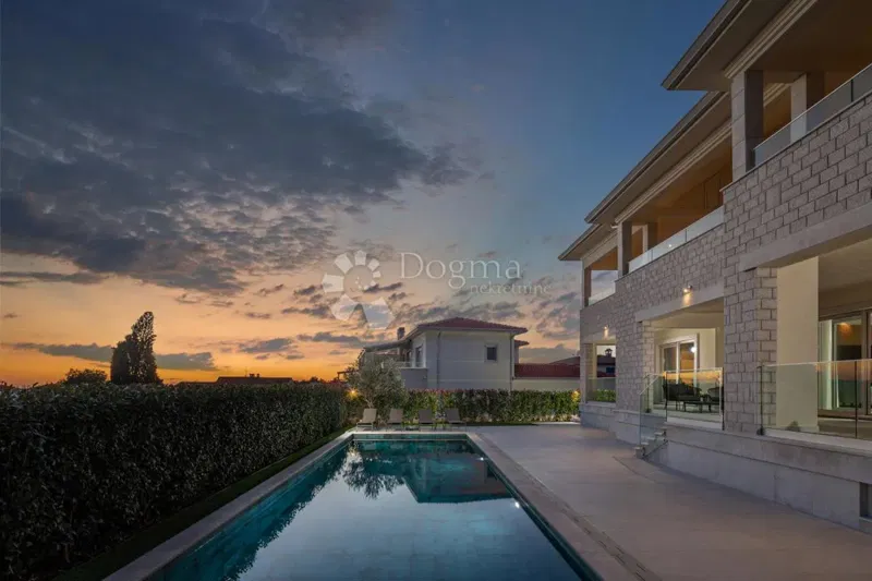 LUXURY OASIS 1.5 KM FROM THE SEA – 2