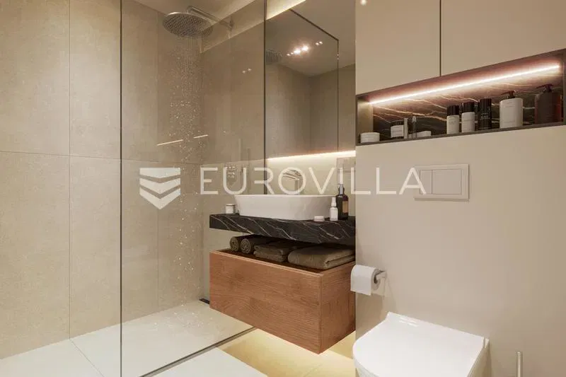 Istria, Poreč - two-room apartment on the 2st floor of a modern new building, 81 m² – 3