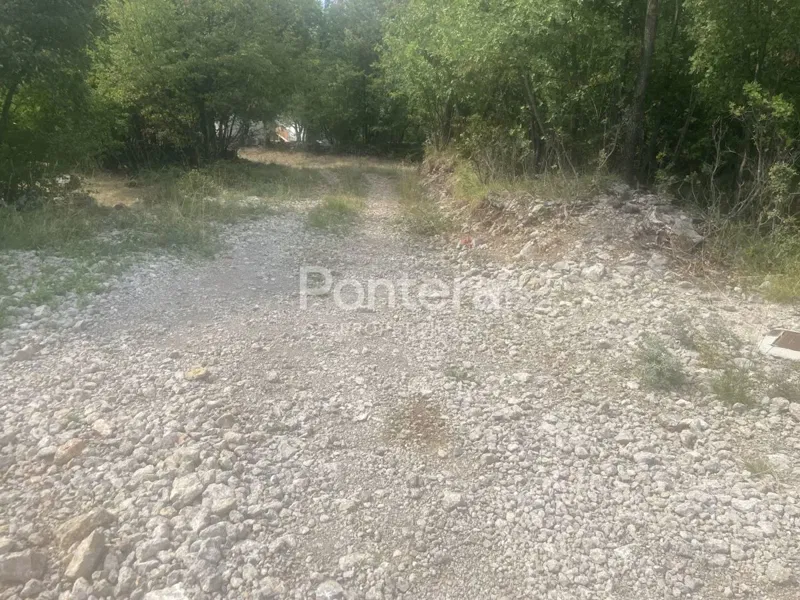 Land Škalnica, Klana, 1.049m2 – 3