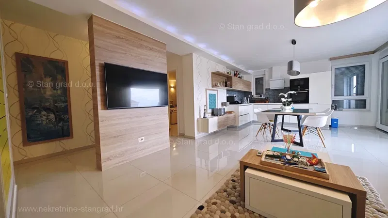 Malinska, furnished apartment in a great location, close to the sea! – 3