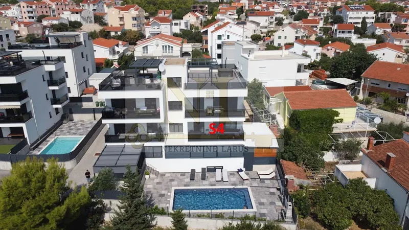 Appartamento Okrug Gornji – 2