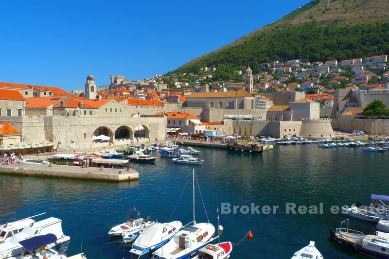Exclusive house with four floors in the immediate vicinity of old town, Stradun – 3