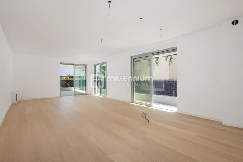 Opatija, vrhunska novogradnja, 106.36m2, parking, pogled na more – 2