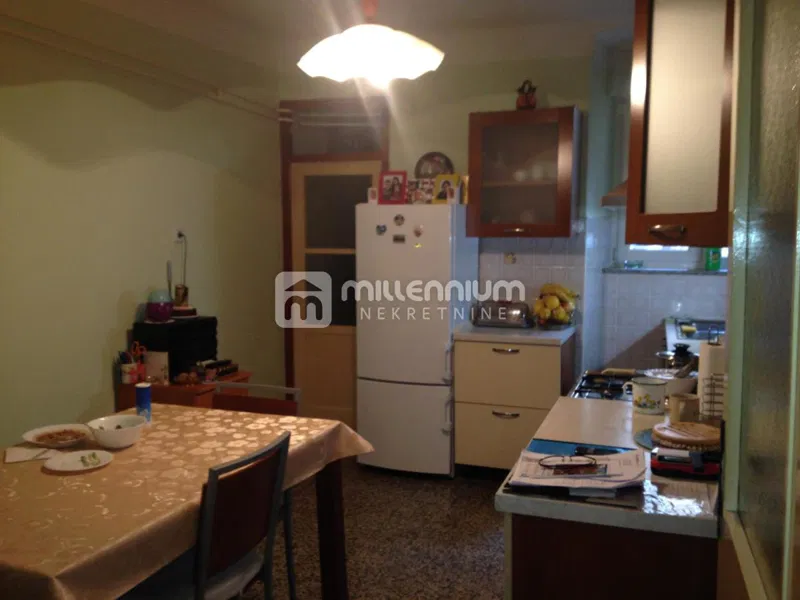Rijeka, Centar, 110m2, 4-sobni stan s pogledom na more – 3