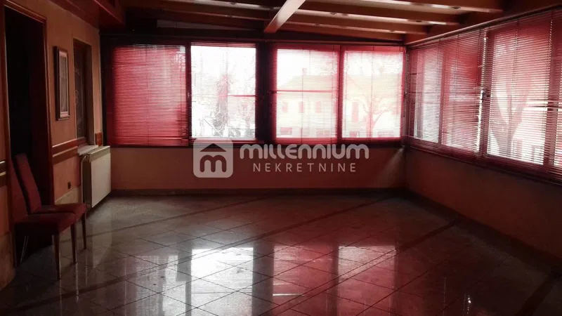 Viškovo - strogi centar, poslovni objekt od 500m2 – 2