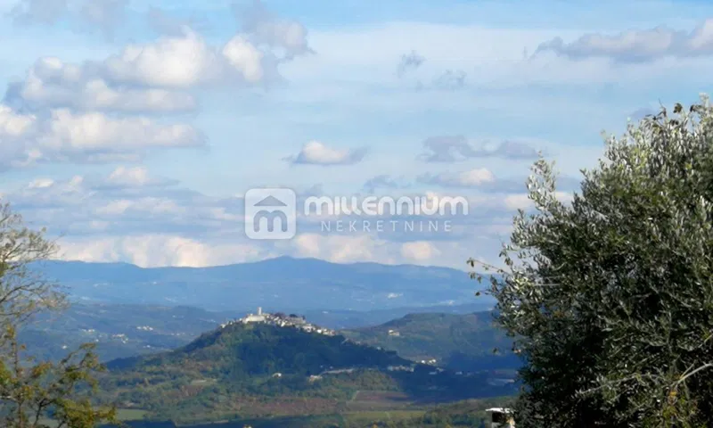 Istra, Vižinada, kuća s 4 stana okružena zelenilom – 2