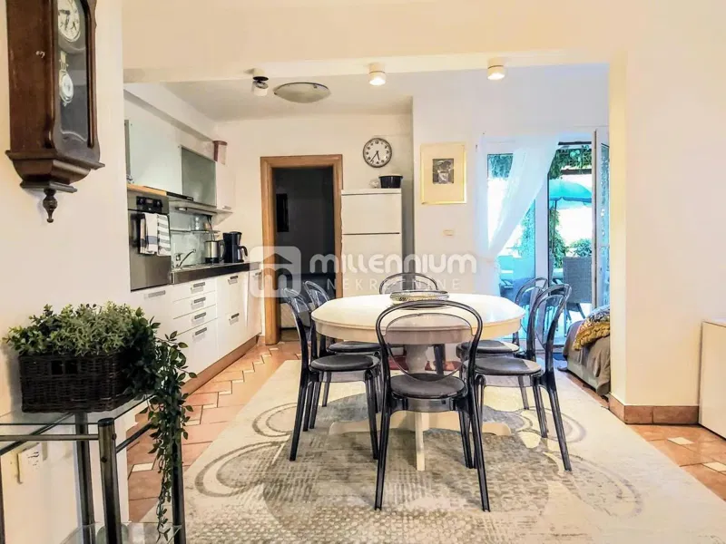 Mošćenička Draga, 84.36m2, 2s+db, terasa i okućnica