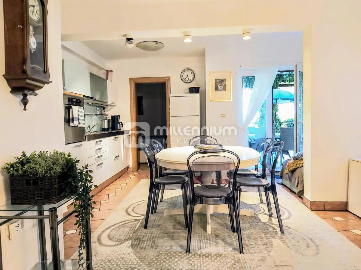 Mošćenička Draga, 84.36m2, 2s+db, terasa i okućnica