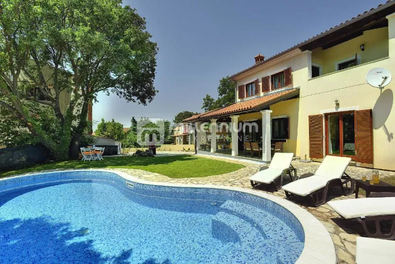 Istra, Medulin, vila s bazenom u blizini plaže – 3