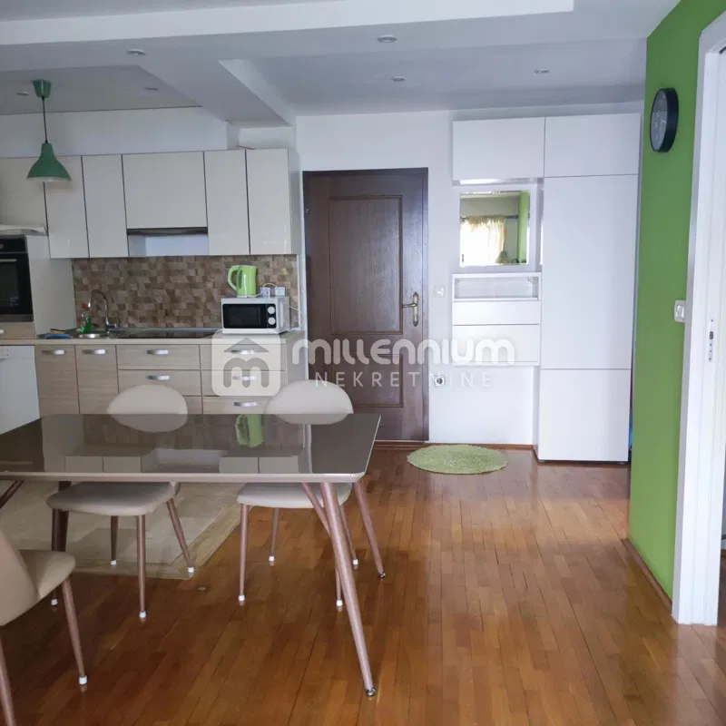 Lovran, 690m2, kuća poslovno-stambene namjene, pogled na more – 3
