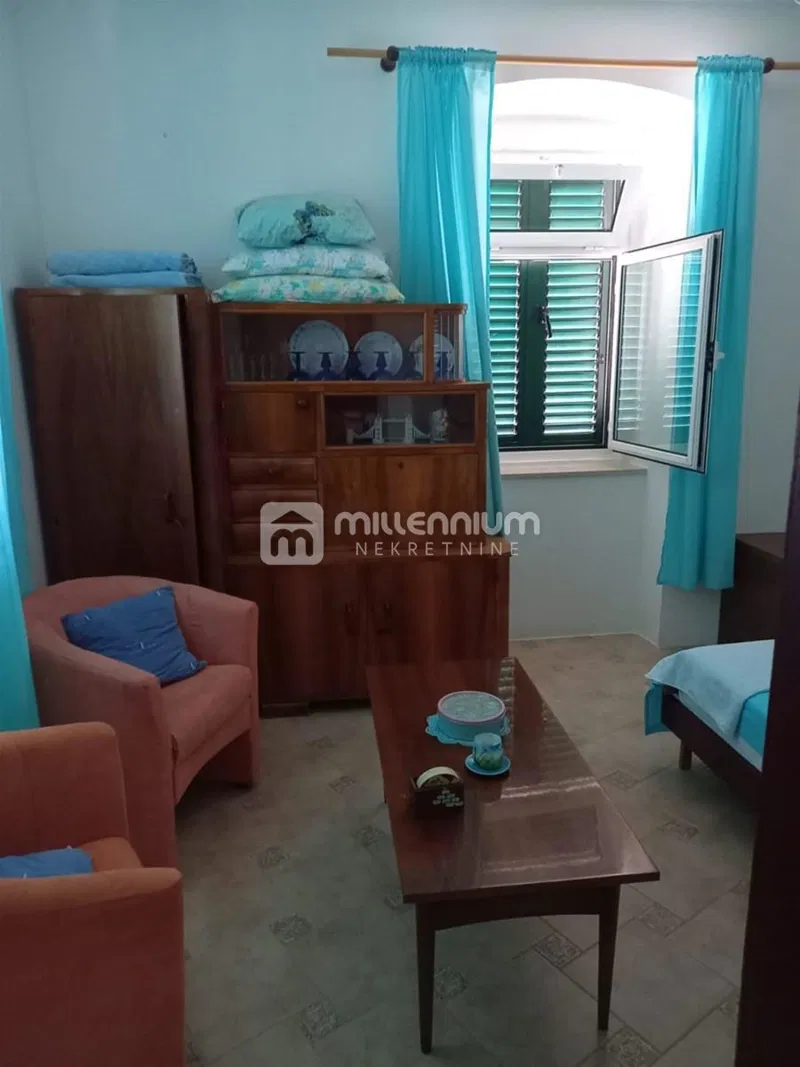 Mali Lošinj, 200m2, samostojeća kuća, 2. red od mora – 2